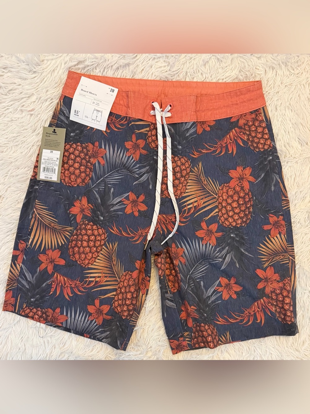 Goodfellow & CO Tropical swim shorts for men. Size 28